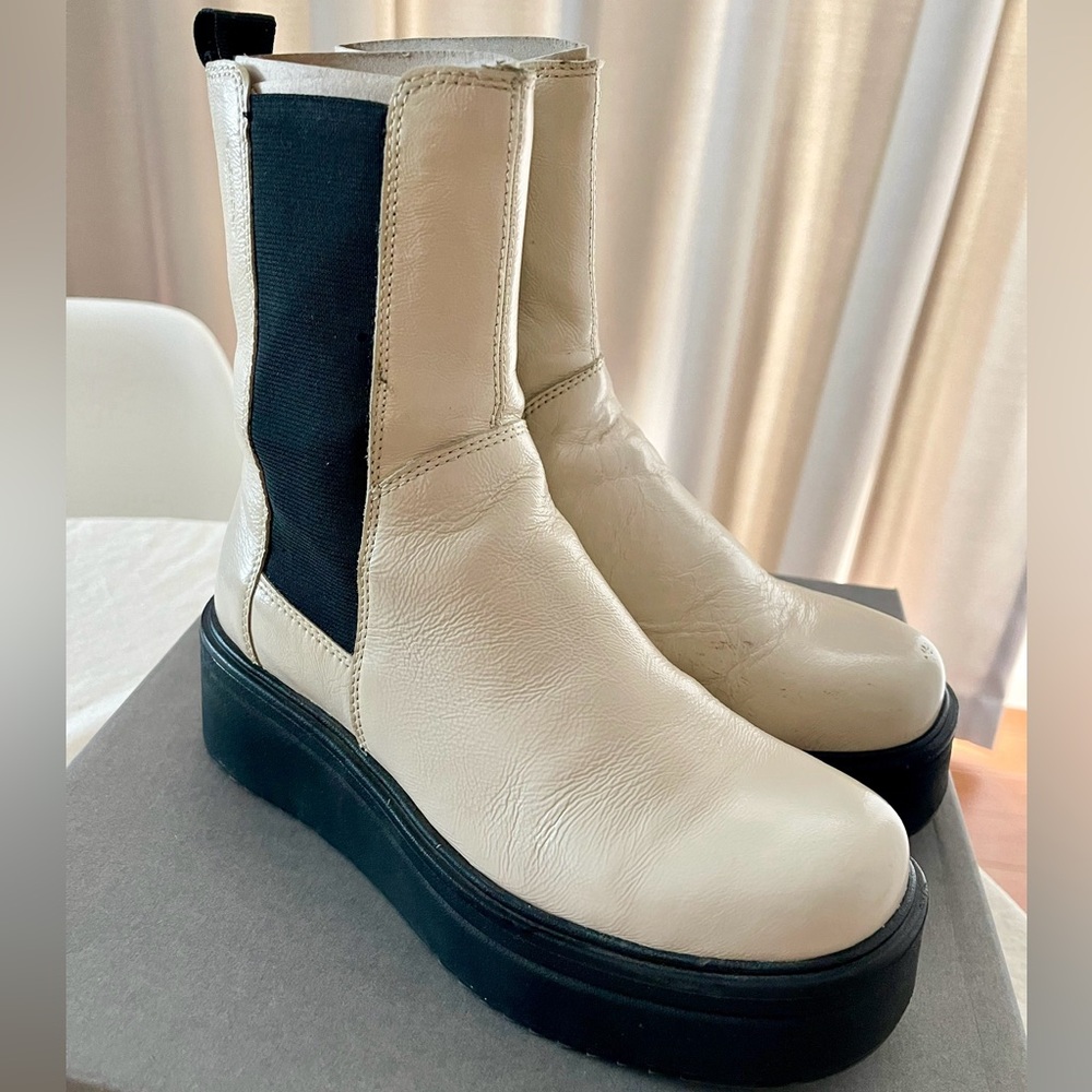 Vagabond White Patent Leather Boot